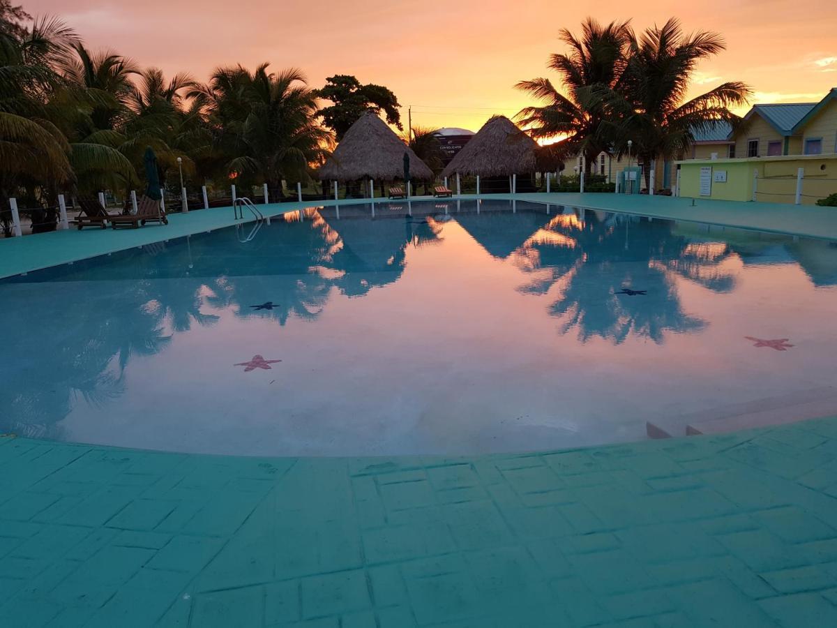 Royal Caribbean Resort San Pedro  Exterior foto